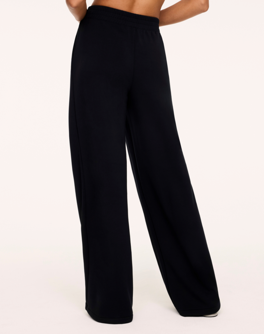 Spanx Airessentials® Pleated Wide Leg Pant Black
