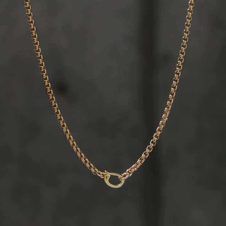 The Aura Chain- Gold