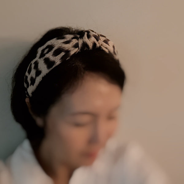 Perfectly Chic Leopard Headband