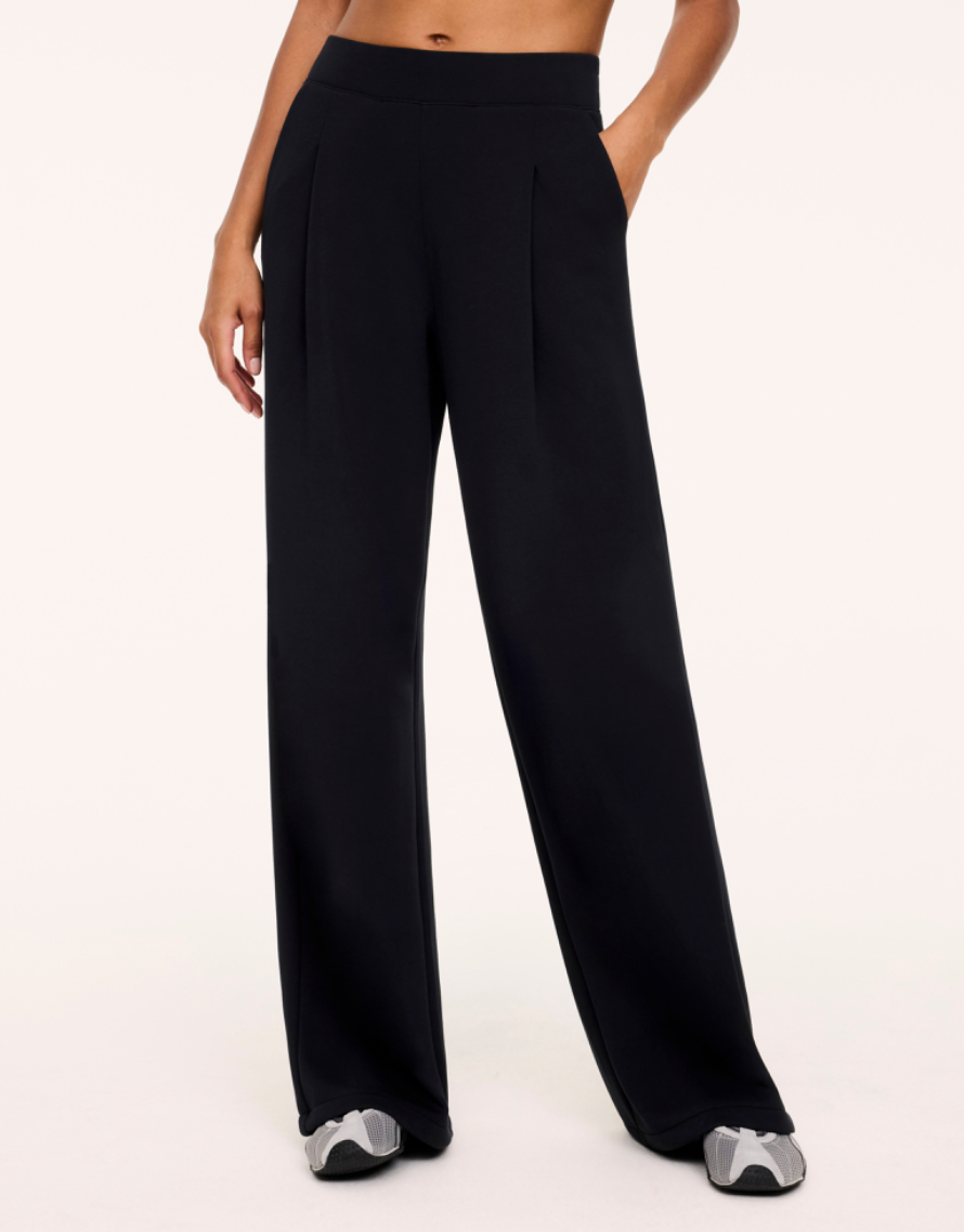 Spanx Airessentials® Pleated Wide Leg Pant Black